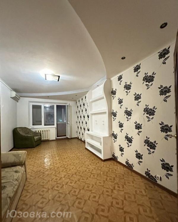 4-комн. квартира, 80м², с мебелью, 4/5 эт., ДОНЕЦК