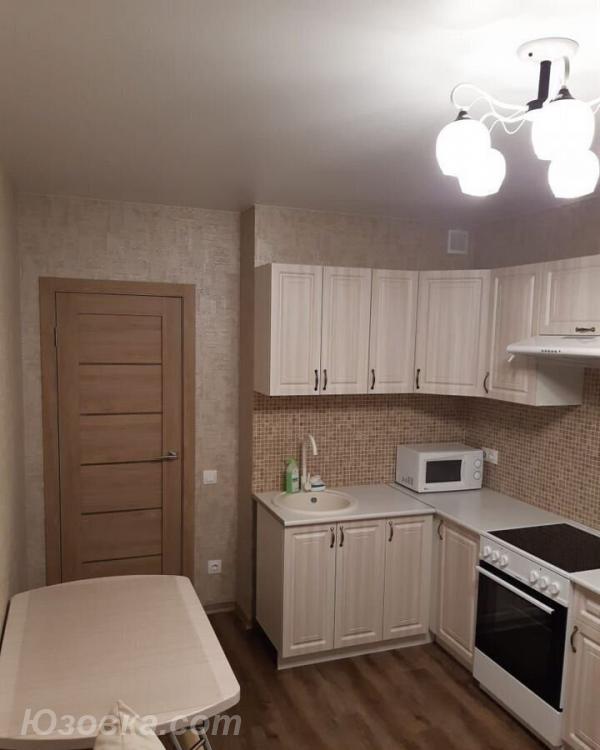 1-комн. квартира, 42м², с мебелью, 3/5 эт.
