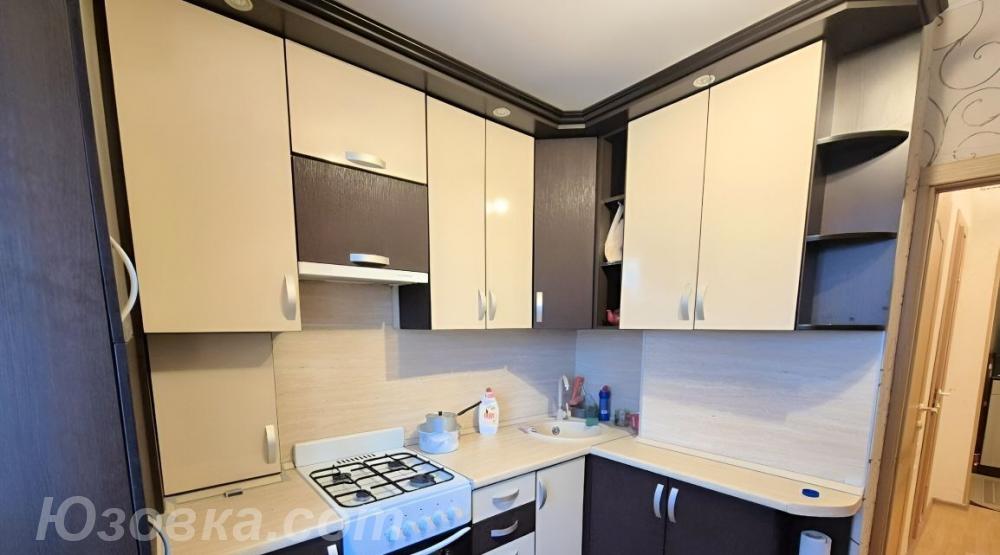 2-комн. квартира, 58м², с мебелью, 3/9 эт., ДОНЕЦК
