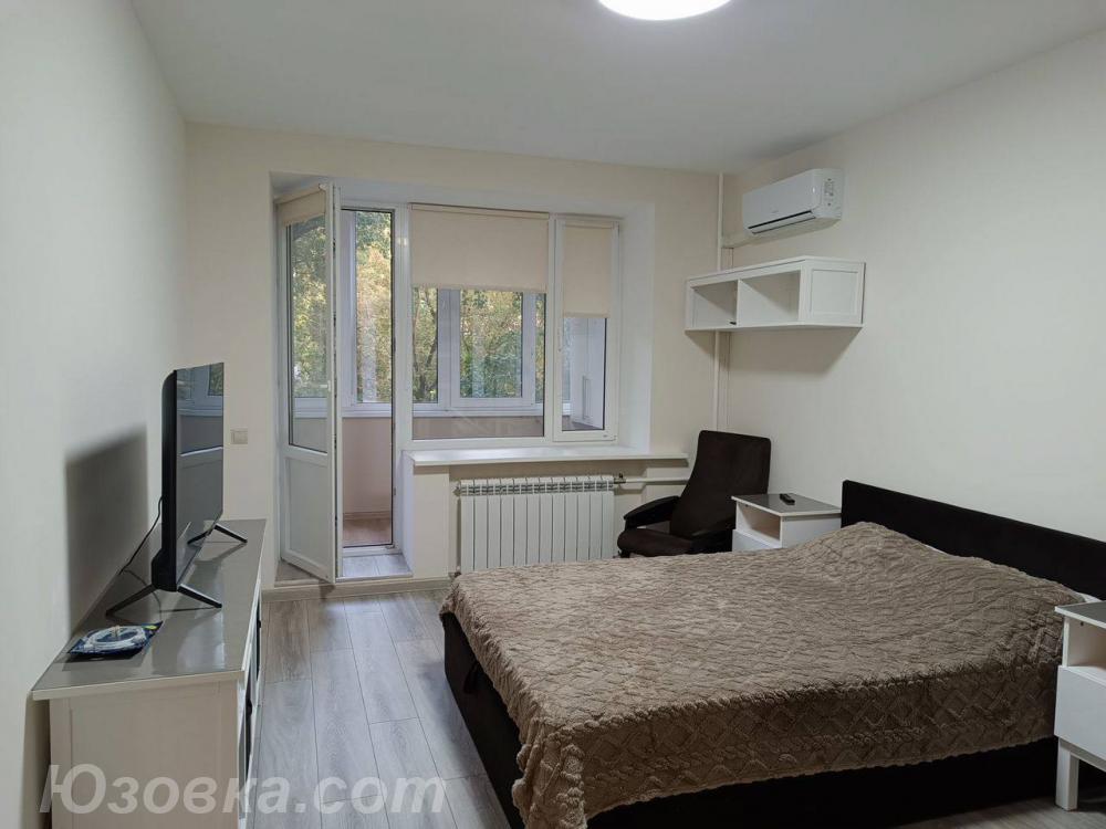 1-комн. квартира, 42м², с мебелью, 2/15 эт., ДОНЕЦК