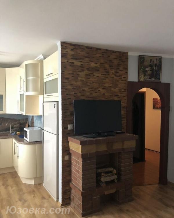 2-комн. квартира, 48м², с мебелью, 2/9 эт., ДОНЕЦК