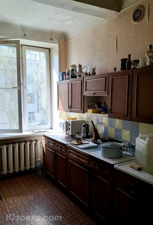 4-комн. квартира, 92 м², вторичка, 3/4 эт., ДОНЕЦК