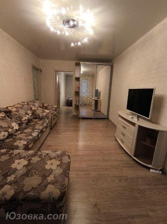 2-комн. квартира, 52м², с мебелью, 3/5 эт., ДОНЕЦК