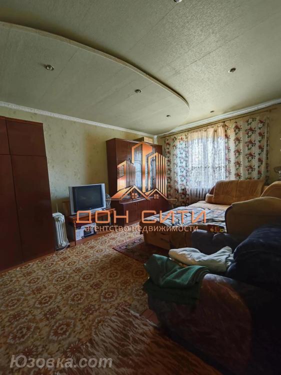 2-комн. квартира, 43 м², вторичка, 1/2 эт.