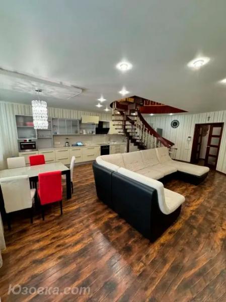 4-комн. квартира, 270 м², вторичка, 3/12 эт., ДОНЕЦК