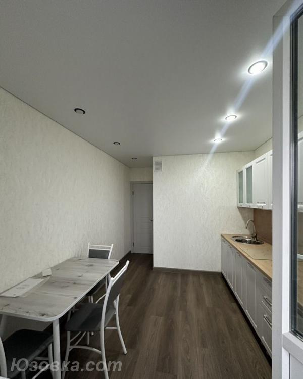 1-комн. квартира, 41м², с мебелью, 4/9 эт., ДОНЕЦК