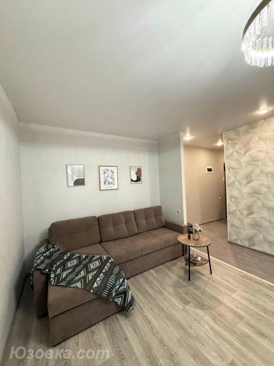 2-комн. квартира, 65м², с мебелью, 1/5 эт., ДОНЕЦК