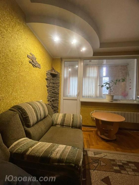 1-комн. квартира, 40м², с мебелью, 4/5 эт., ДОНЕЦК