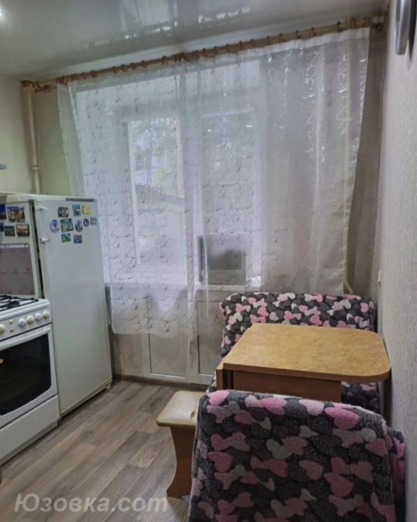 2-комн. квартира, 44м², с мебелью, 3/14 эт., ДОНЕЦК