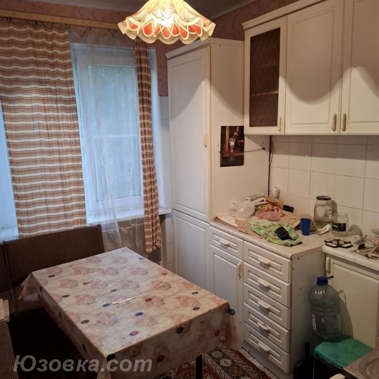 3-комн. квартира, 65 м², вторичка, 3/9 эт.