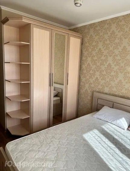 2-комн. квартира, 56м², с мебелью, 5/9 эт., ДОНЕЦК
