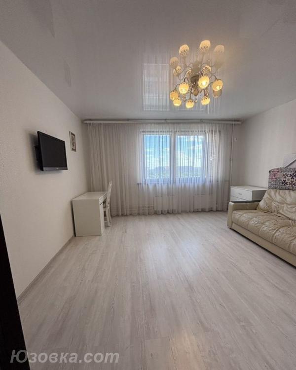 1-комн. квартира, 39м², с мебелью, 4/9 эт.