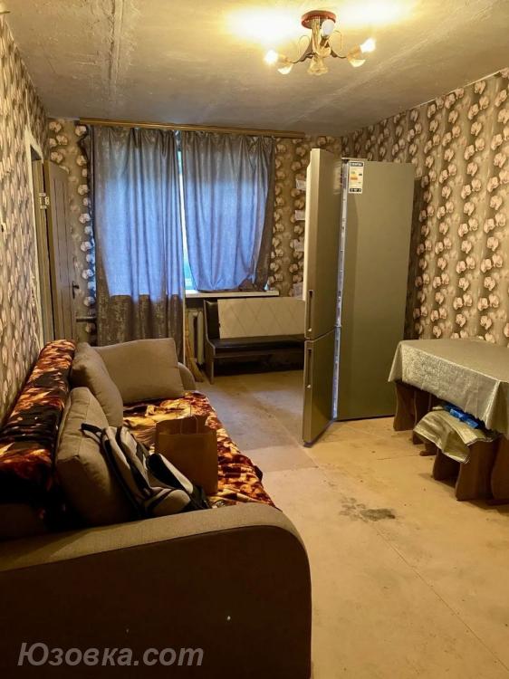 3-комн. квартира, 56 м², вторичка, 1/4 эт., ДОНЕЦК