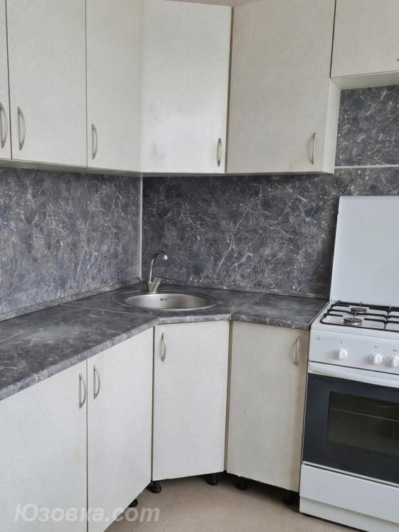 2-комн. квартира, 45м², с мебелью, 3/9 эт., ДОНЕЦК