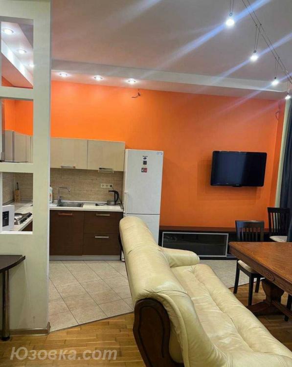 2-комн. квартира, 40м², с мебелью, 4/9 эт., ДОНЕЦК