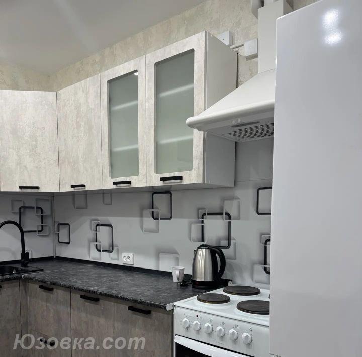 2-комн. квартира, 55м², с мебелью, 4/9 эт., ДОНЕЦК