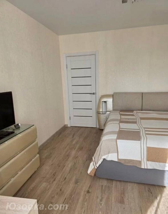 1-комн. квартира, 38м², с мебелью, 2/9 эт.