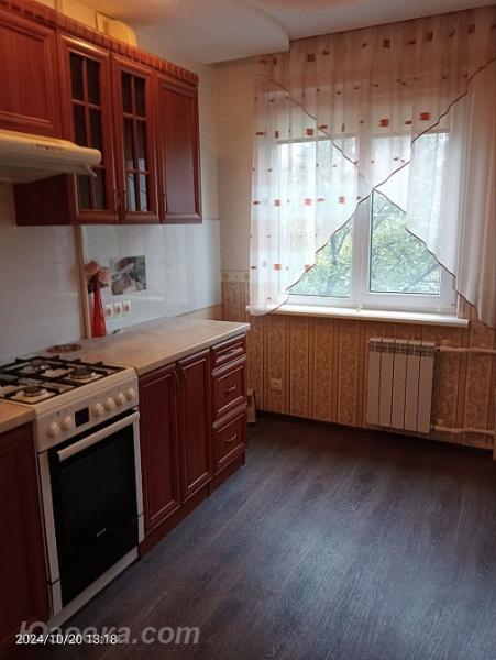 2-комн. квартира, 42 м², вторичка, 6/9 эт.