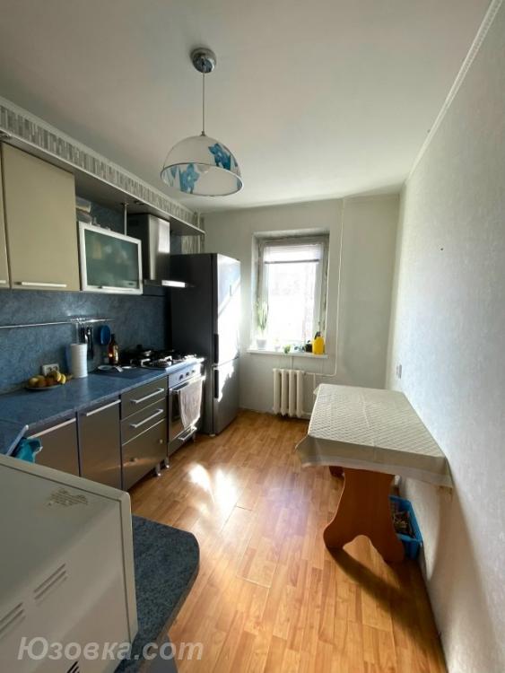 2-комн. квартира, 45м², с мебелью, 4/9 эт., ДОНЕЦК