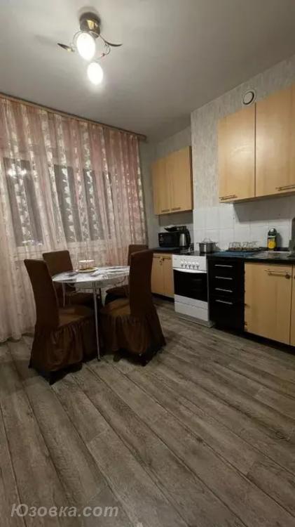 2-комн. квартира, 45м², с мебелью, 2/5 эт., ДОНЕЦК