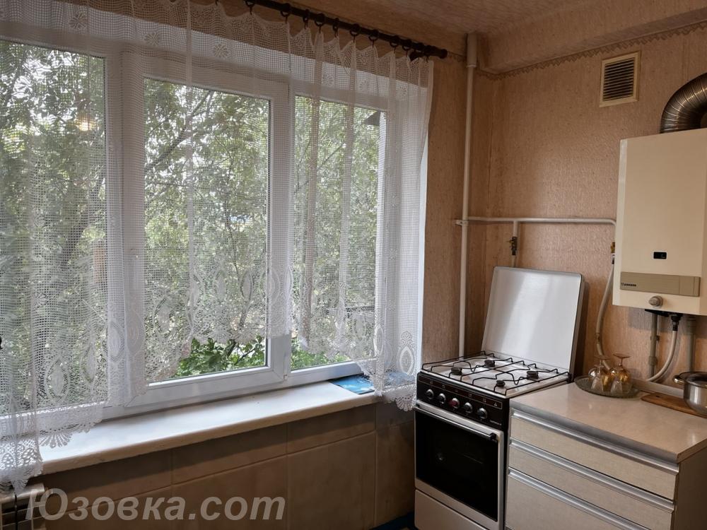 1-комн. квартира, 30 м², вторичка, 4/5 эт., ДОНЕЦК