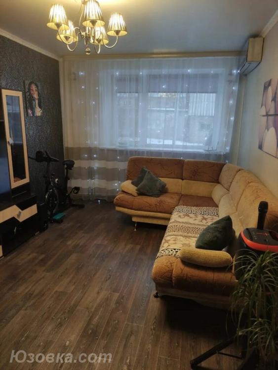 3-комн. квартира, 59м², с мебелью, 3/9 эт., ДОНЕЦК