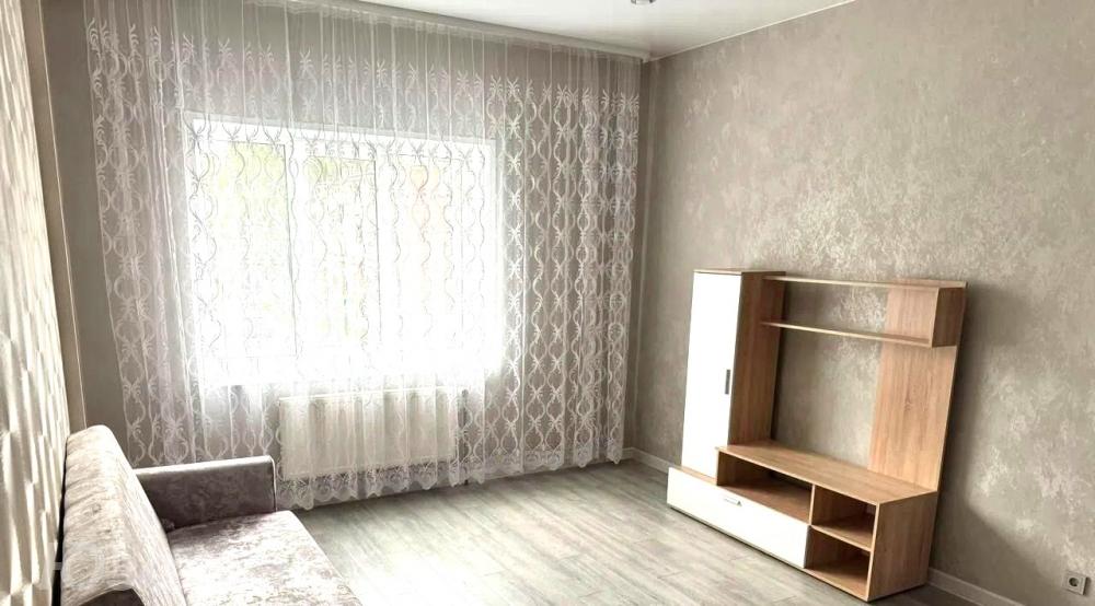 2-комн. квартира, 46м², с мебелью, 4/5 эт., ДОНЕЦК