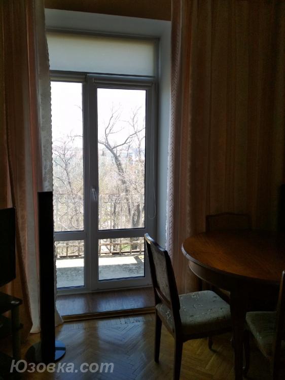 4-комн. квартира, 107 м², вторичка, 5/6 эт.