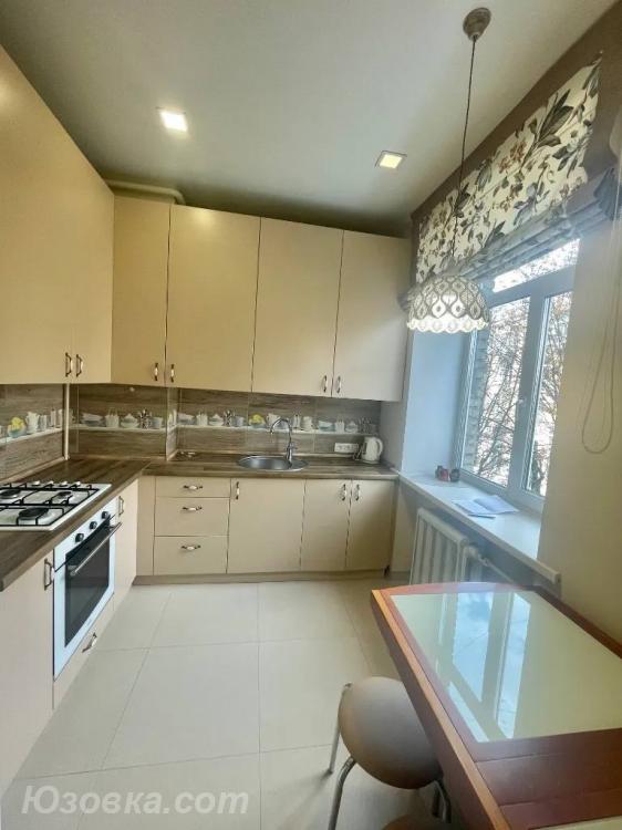 2-комн. квартира, 45м², с мебелью, 3/5 эт., ДОНЕЦК