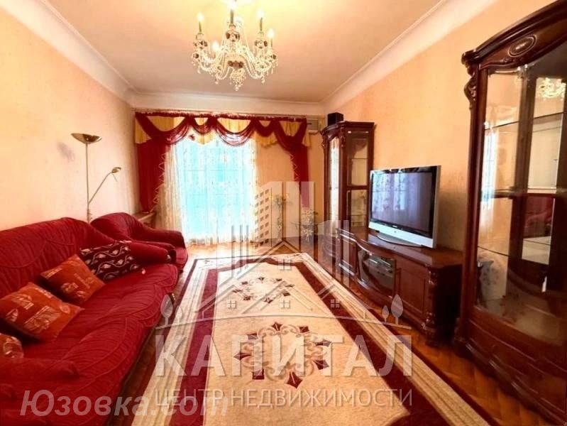 3-комн. квартира, 83 м², вторичка, 4/5 эт., ДОНЕЦК