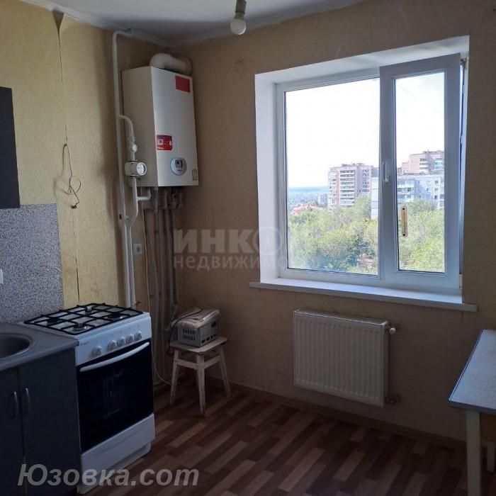 3-комн. квартира, 73 м², вторичка, 8/9 эт., ЛУГАНСК