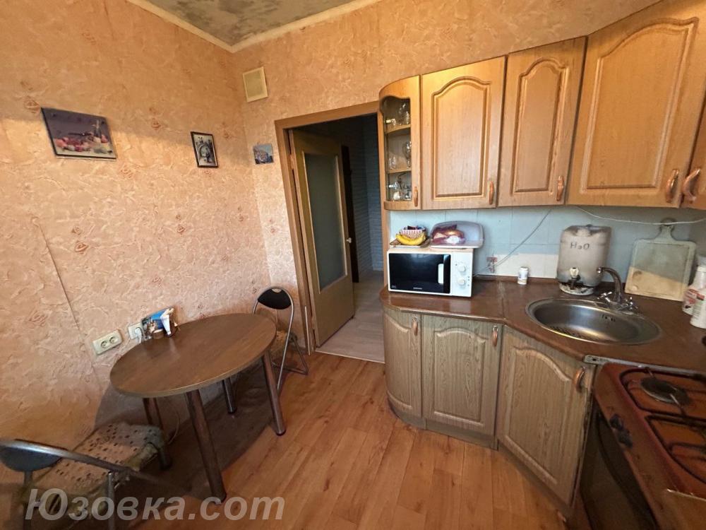 2-комн. квартира, 50м², с мебелью, 9/10 эт., ДОНЕЦК