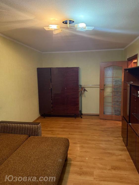 1-комн. квартира, 32м², с мебелью, 1/5 эт.