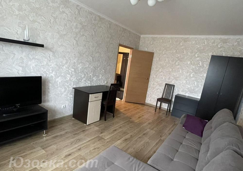 1-комн. квартира, 37м², с мебелью, 3/5 эт., ДОНЕЦК