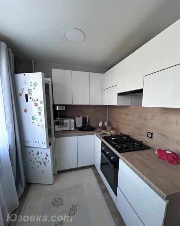 2-комн. квартира, 46м², с мебелью, 1/5 эт., ДОНЕЦК