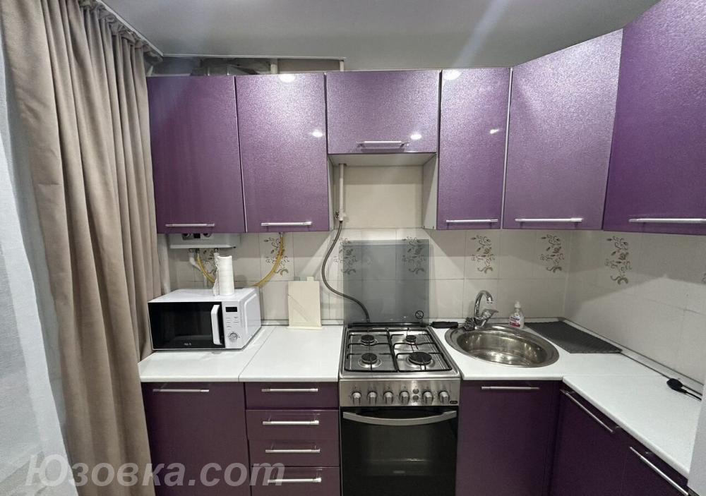2-комн. квартира, 49м², с мебелью, 3/9 эт., ДОНЕЦК