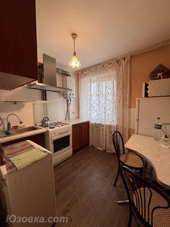 1-комн. квартира, 36м², с мебелью, 3/9 эт., ДОНЕЦК