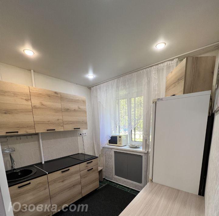 2-комн. квартира, 43м², с мебелью, 1/5 эт., ДОНЕЦК