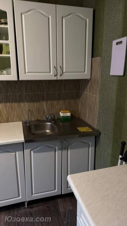 2-комн. квартира, 46м², с мебелью, 3/5 эт., ДОНЕЦК