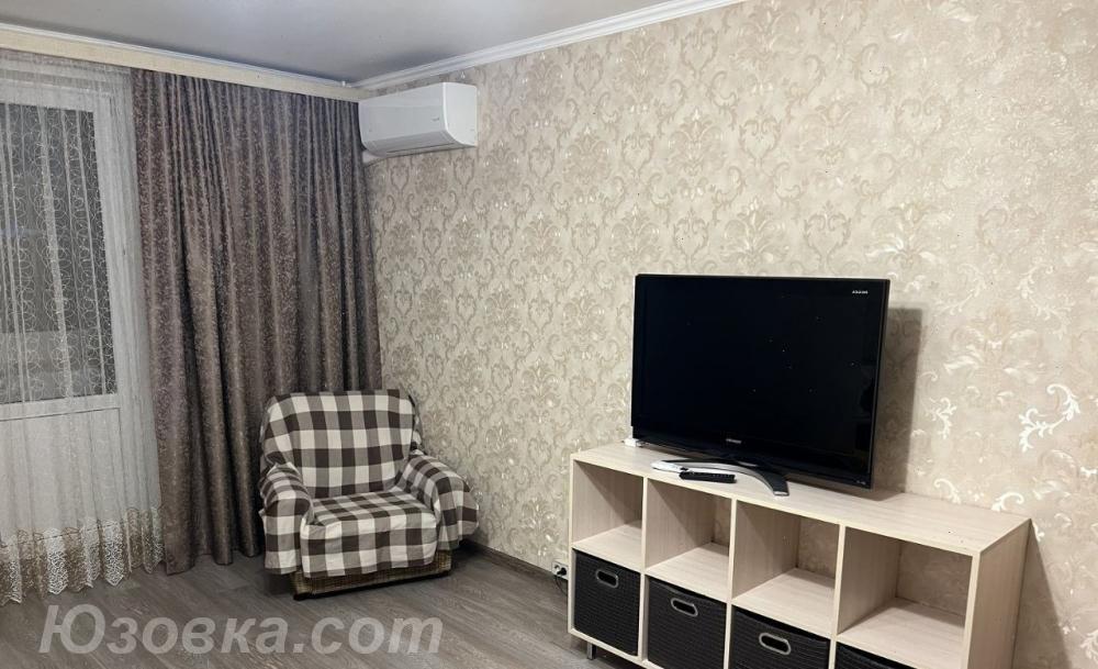 2-комн. квартира, 51м², с мебелью, 3/9 эт., ДОНЕЦК