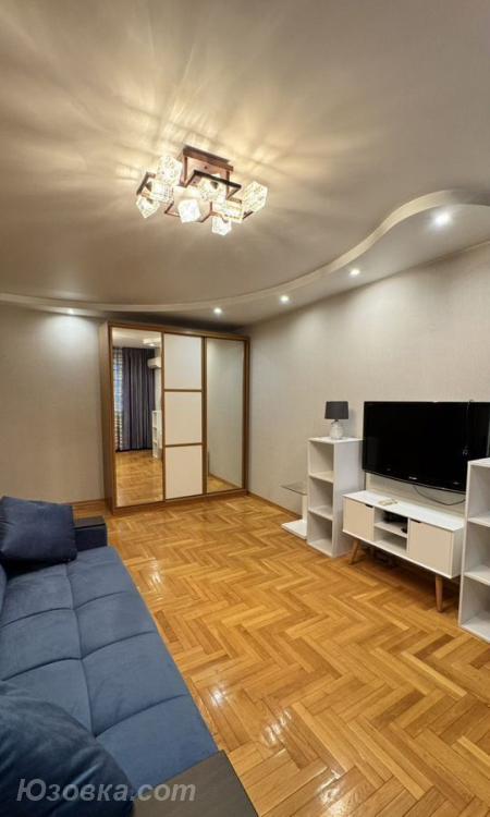 1-комн. квартира, 38м², с мебелью, 2/5 эт., ДОНЕЦК