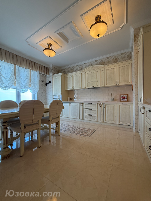 3-комн. квартира, 130 м², новостройка, 21/24 эт., ДОНЕЦК