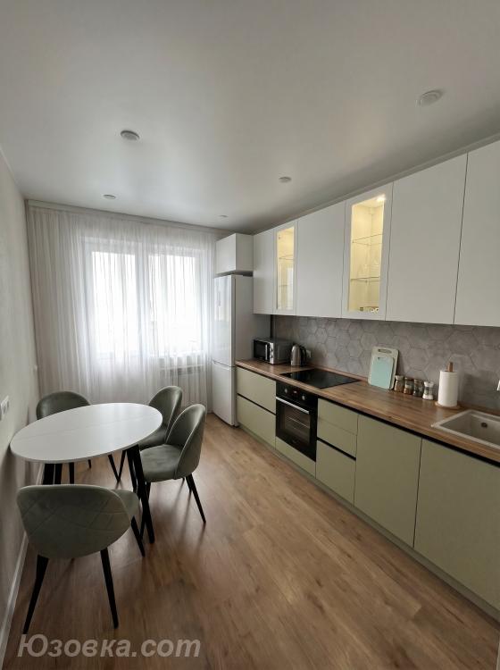 2-комн. квартира, 48м², с мебелью, 4/10 эт.