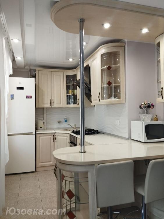 3-комн. квартира, 66 м², вторичка, 4/5 эт., ДОНЕЦК