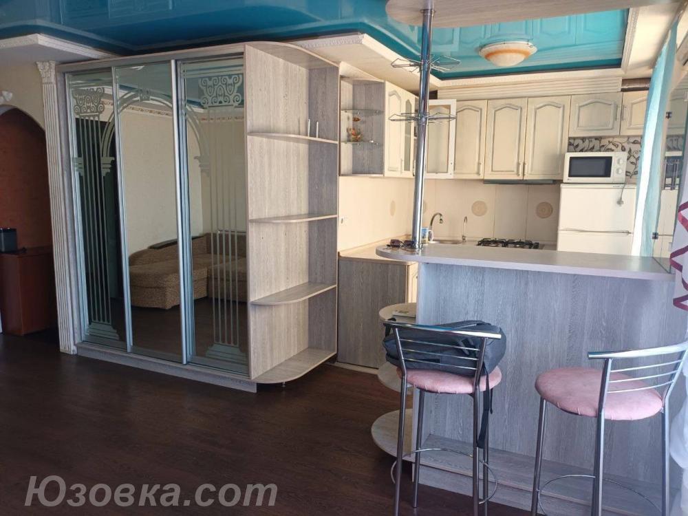 2-комн. квартира, 45м², с мебелью, 5/5 эт.