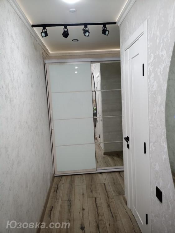 2-комн. квартира, 46м², с мебелью, 4/9 эт., ДОНЕЦК