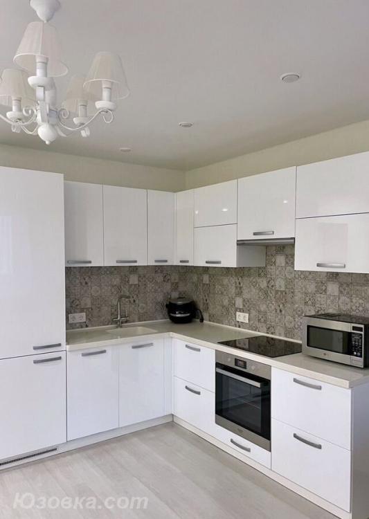 2-комн. квартира, 54м², с мебелью, 2/9 эт.