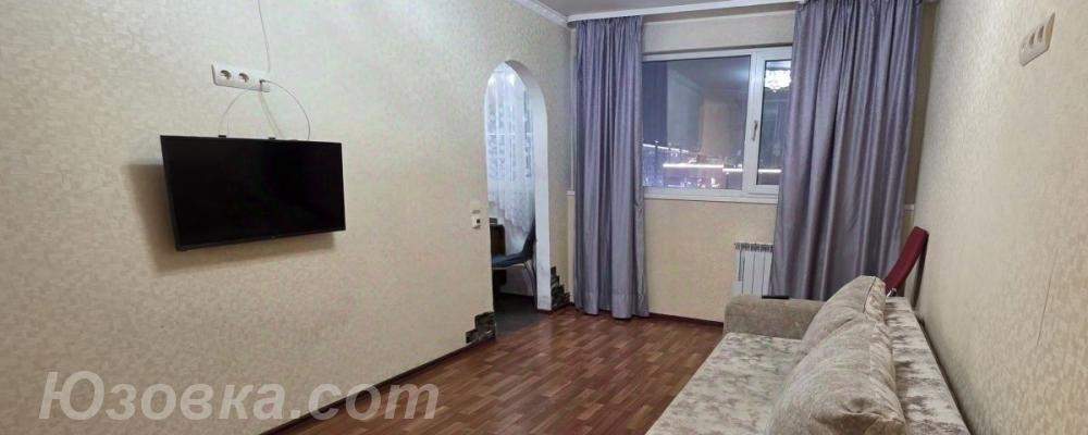 1-комн. квартира, 42м², с мебелью, 3/5 эт., ДОНЕЦК