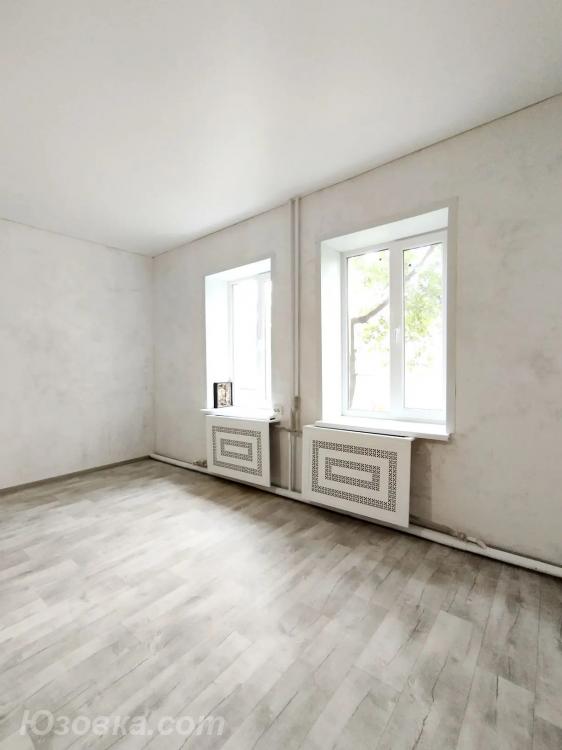 1-комн. квартира, 29 м², вторичка, 1/2 эт., ДОНЕЦК