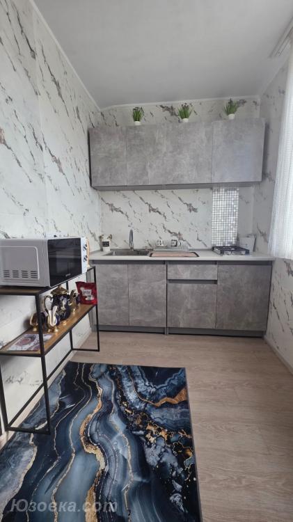 2-комн. квартира, 50м², с мебелью, 2/5 эт., ДОНЕЦК